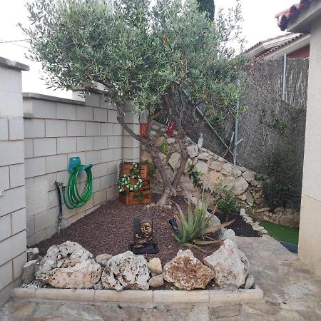 Beach House. Casa Con Piscina Privada Calafell Bagian luar foto