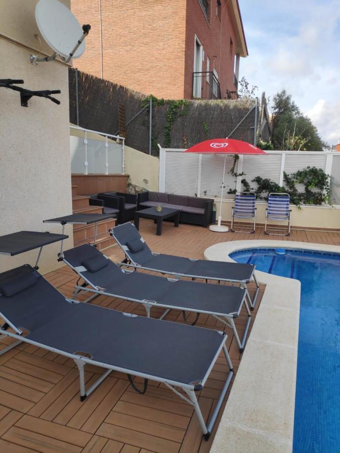 Beach House. Casa Con Piscina Privada Calafell Bagian luar foto