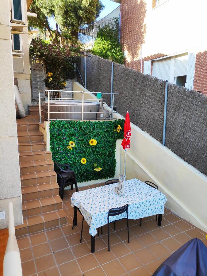 Beach House. Casa Con Piscina Privada Calafell Bagian luar foto