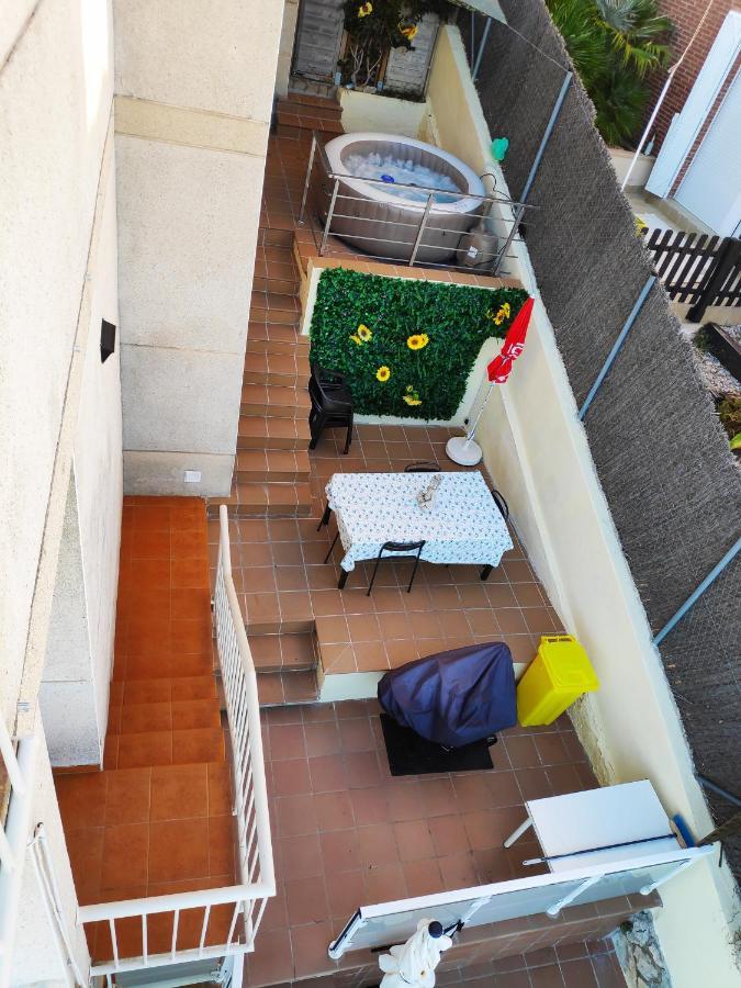 Beach House. Casa Con Piscina Privada Calafell Bagian luar foto