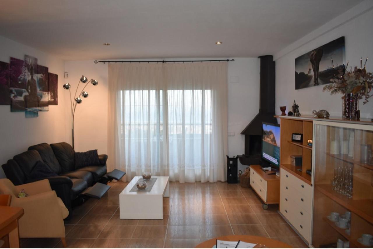 Beach House. Casa Con Piscina Privada Calafell Bagian luar foto